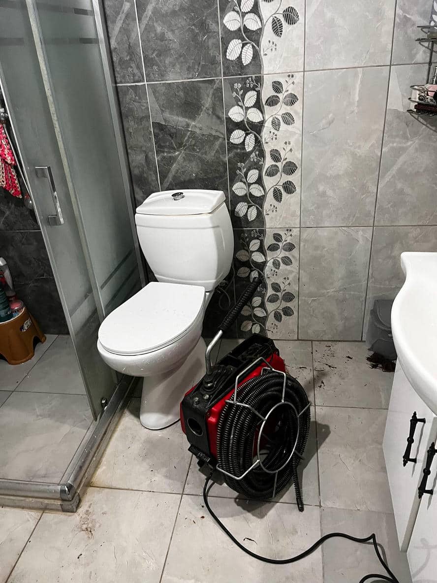 Bayraklı Banyo Tıkanıklık Açma